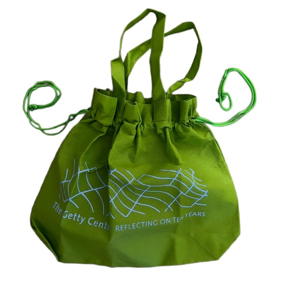 NEW Getty Museum LA 'Reflecting on 10 Years'  tote with pull string NEW​